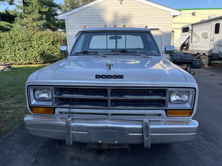 Photo for 1989 Dodge D/W Truck 2WD Regular Cab D-250